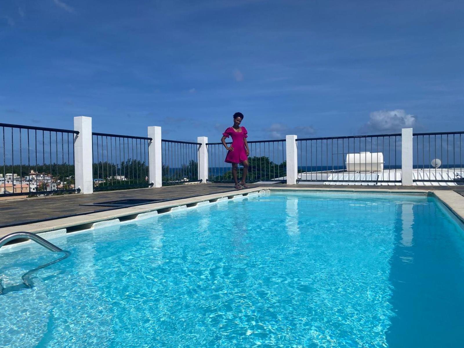 Modernes Apartment & Pool Mit Mega Aussicht Flic-en-Flacq Kültér fotó